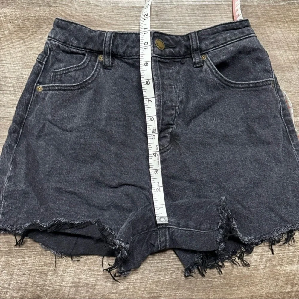 Rolla’s Black Original Short High Rise Cut Off Jean Shorts Size 25 - Picture 5 of 10